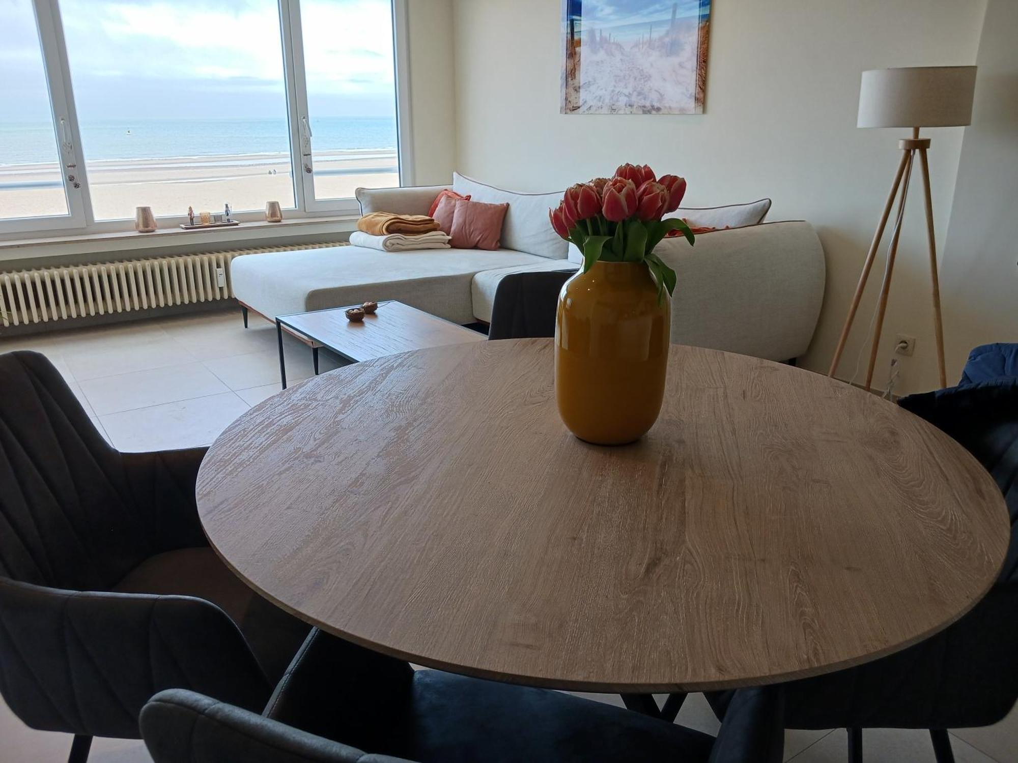 Suite Louisa Met Prachtig Zeezicht Ostende Kültér fotó